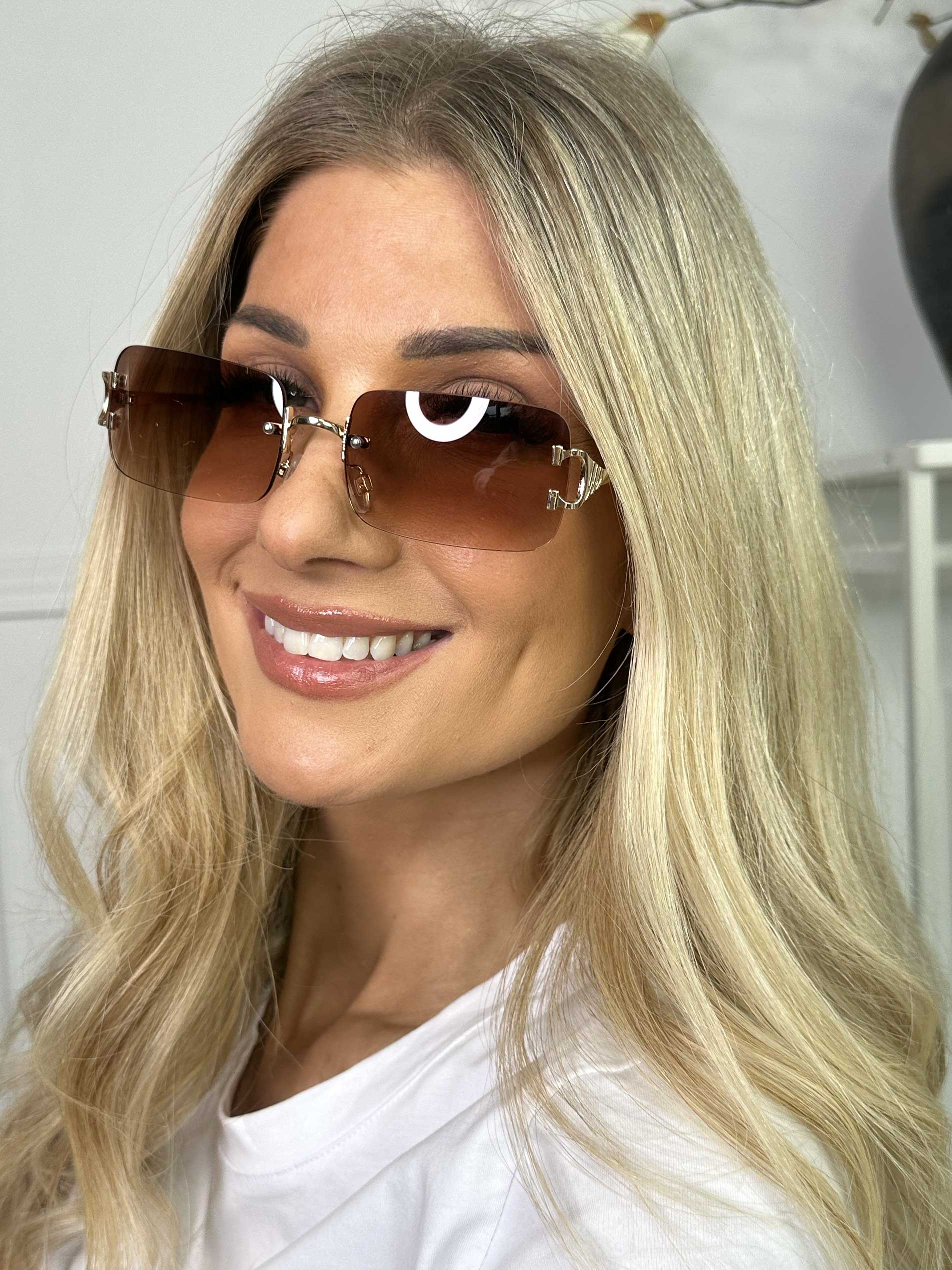 Victoria - Solbriller med brunt glas og guld stel